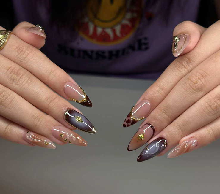 3D Flower And Chrome Nail Tip